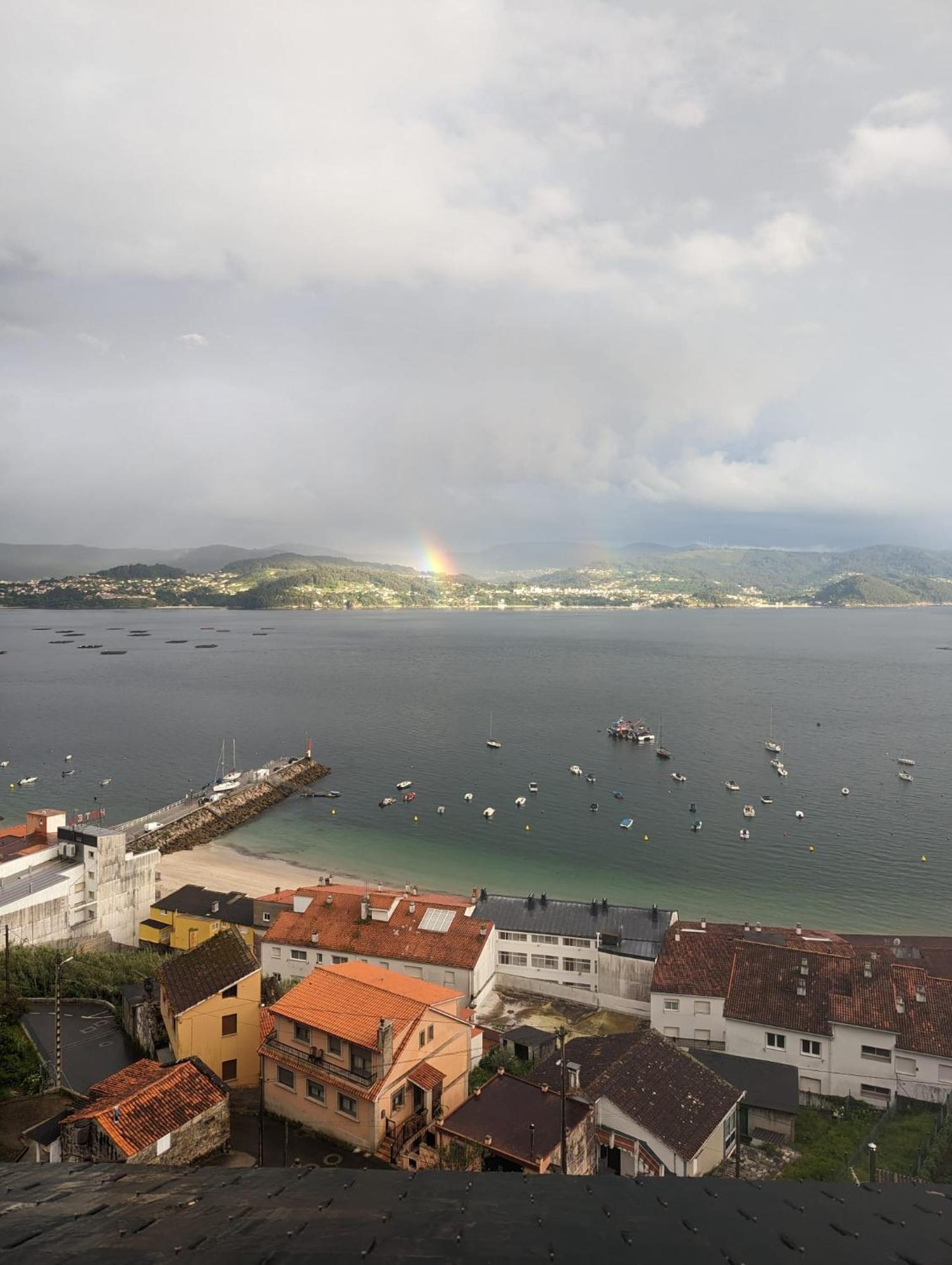 Appartement Atico Con Vistas En Raxo Extérieur photo
