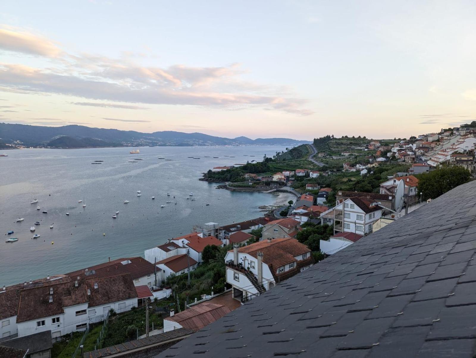 Appartement Atico Con Vistas En Raxo Extérieur photo