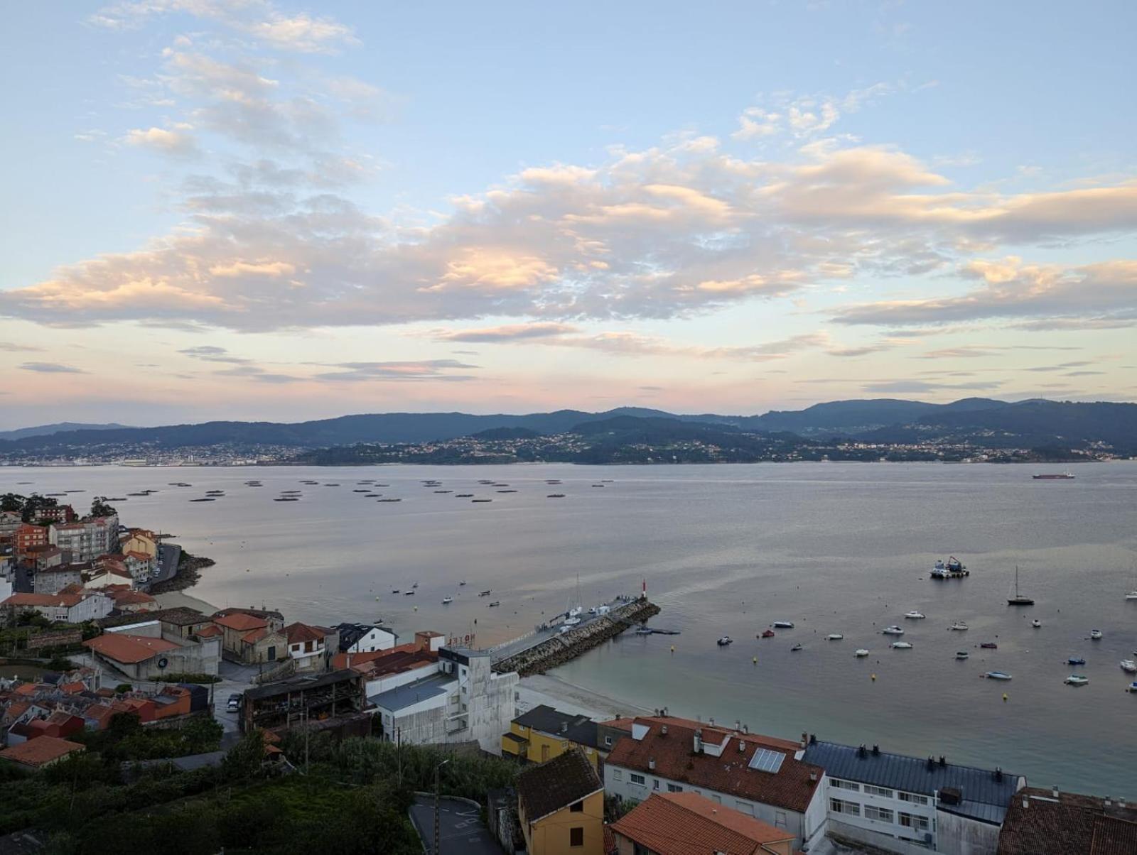 Appartement Atico Con Vistas En Raxo Extérieur photo